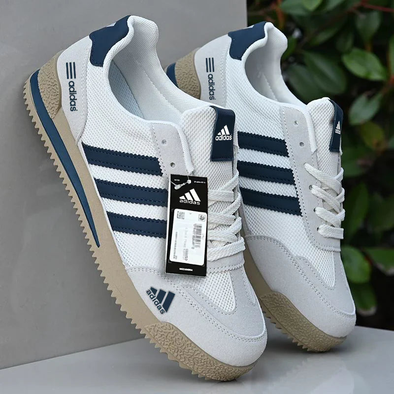 Neue atmungsaktive Herren-Sportschuhe